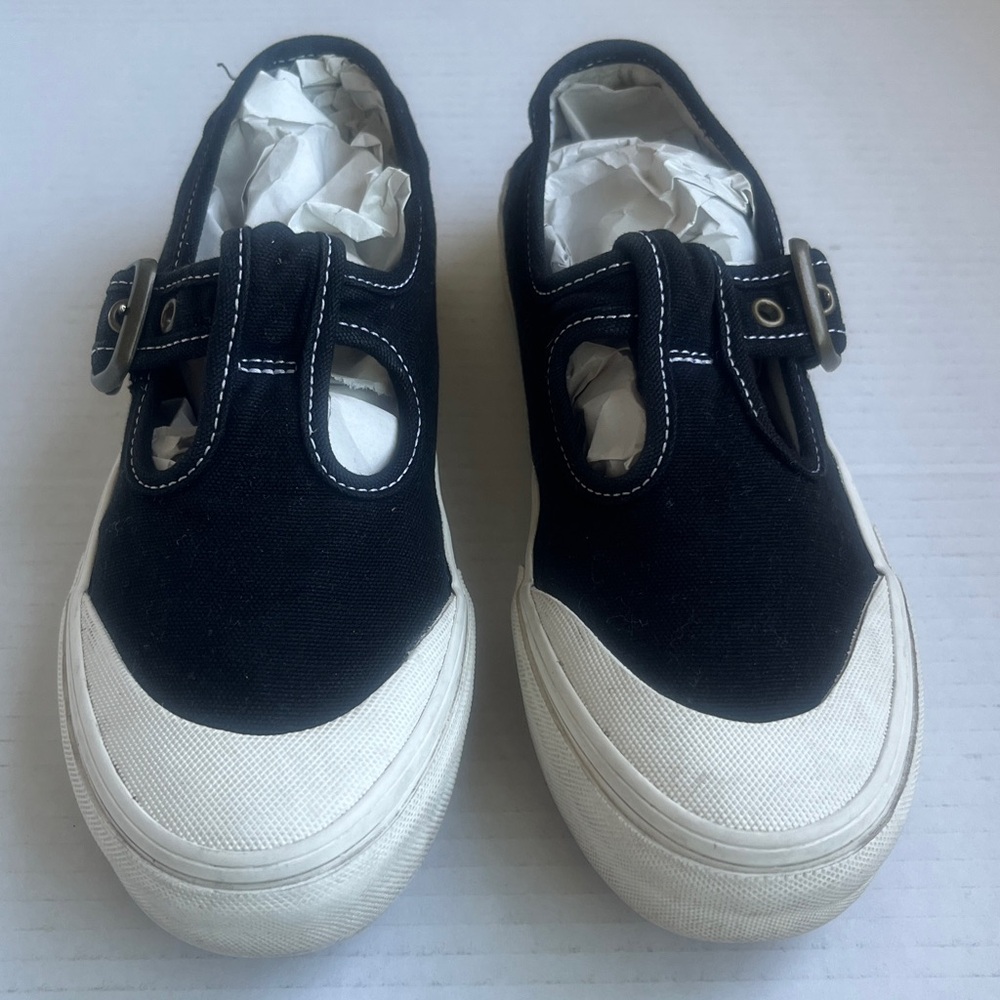 Vans Black Canvas Mary Jane Platform Sneakers with White Sole - Picture 2 of 10